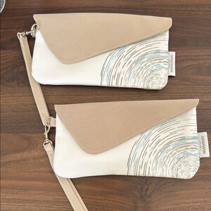 Hawaiian Airlines Women's Clutch